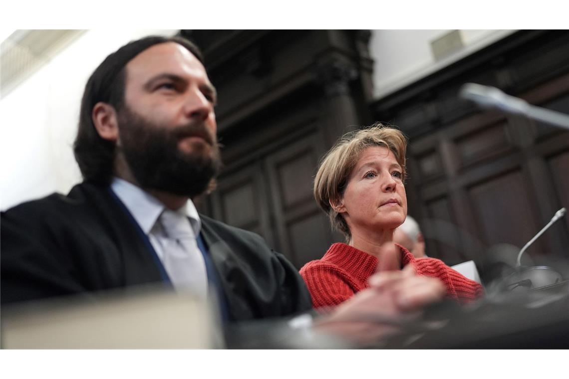 Eine mutmaßliche Entführerin hat bei der Staatsanwaltschaft ausgesagt.