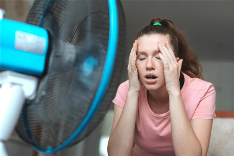 Eine neue Hitzewelle kündigt sich ab dem 11. Juli 2025 an, mit Temperaturen über 35 Grad und anhaltender Trockenheit.