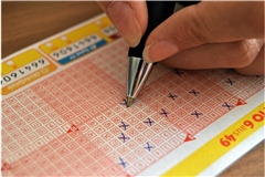 Eine Person aus dem Rems-Murr-Kreis hat sechs richtige Zahlen getippt. Foto: fleming-design / Pixelio