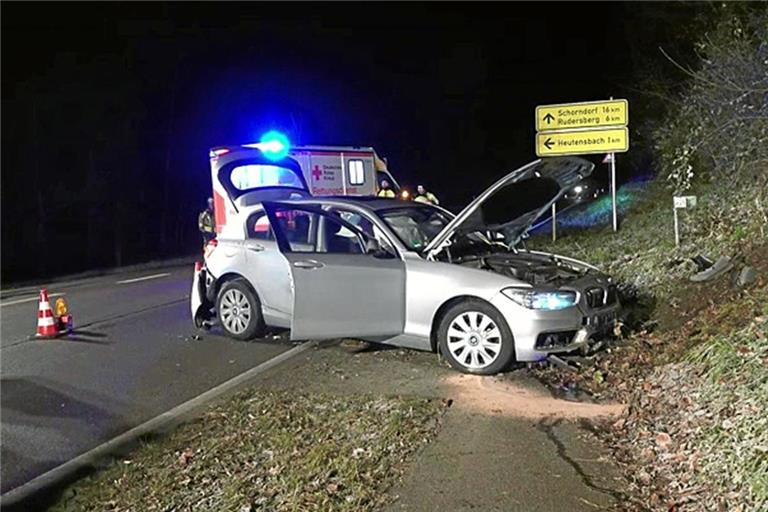 Eine Person ist bei dem Unfall verletzt worden. Foto: Kevin Lermer/7aktuell.de