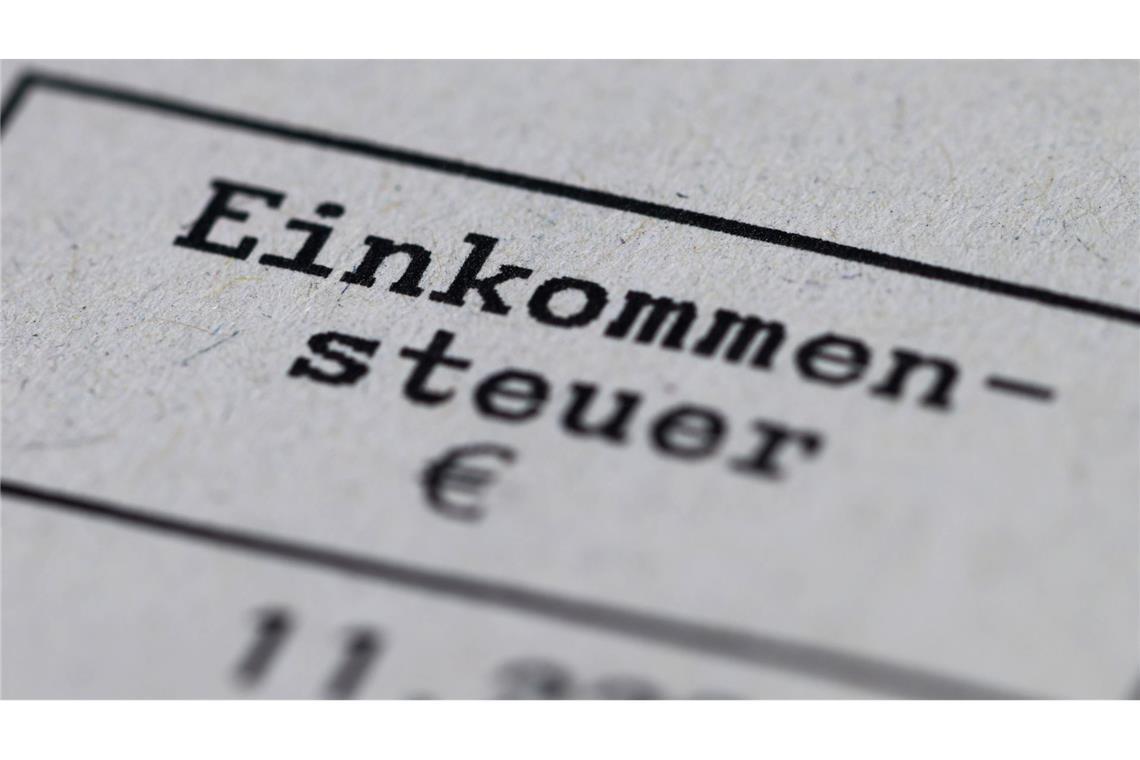 Eine Reform der Einkommensteuer soll kommen. (Symbolbild)