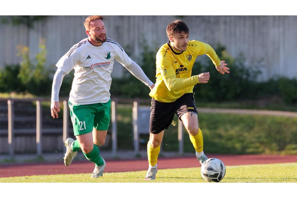 Eine Revanche wäre willkommen: Am 15. Mai setzte es für den TSV Heimerdingen mit Salvatore Pellegrino (li.) vor eigenem Publikum eine heftige 0:5-Klatsche gegen den SV Leonberg/Eltingen mit Pascal Nufer.