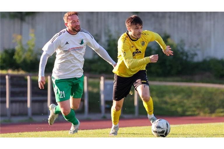 Eine Revanche wäre willkommen: Am 15. Mai setzte es für den TSV Heimerdingen mit Salvatore Pellegrino (li.) vor eigenem Publikum eine heftige 0:5-Klatsche gegen den SV Leonberg/Eltingen mit Pascal Nufer.