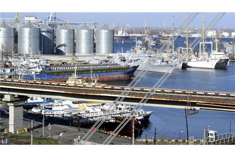 Eine russische Rakete hat den Hafen von Odessa getroffen. (Archivbild)