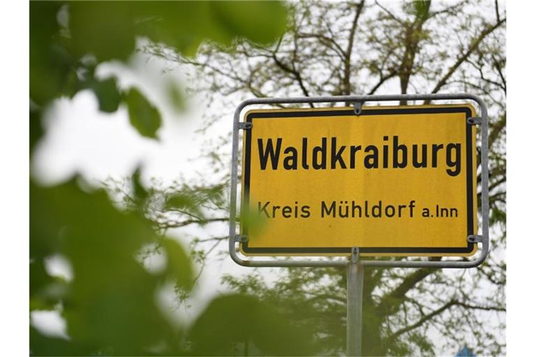 Eine Serie von Anschlägen auf türkische Läden in Waldkraiburg ist den Ermittler zufolge aufgeklärt. Foto: Angelika Warmuth/dpa