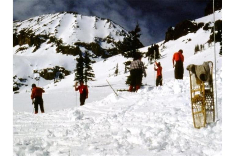 Eine Suchmannschaft ist im Einsatz im Rocky Mountain National Park. Foto: Uncredited/Rocky Mountain National Park/AP/dpa