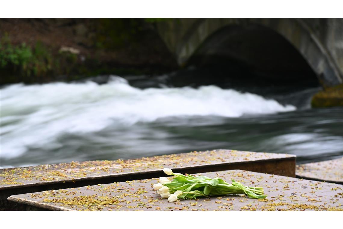 Eisbach-Unfall: Stadt verbietet Surfen „bis auf Weiteres“