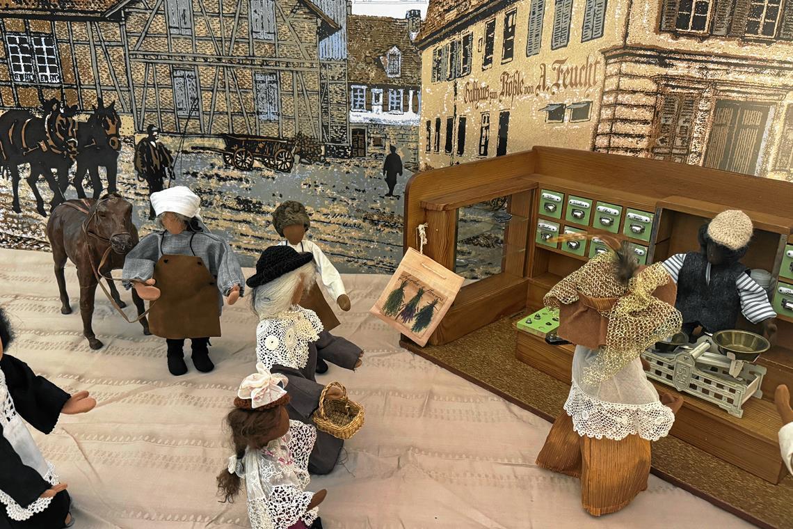 •Eine Szene aus der neuen Ausstellung in der Backnanger Stiftskirche. Foto: Dekanatamt