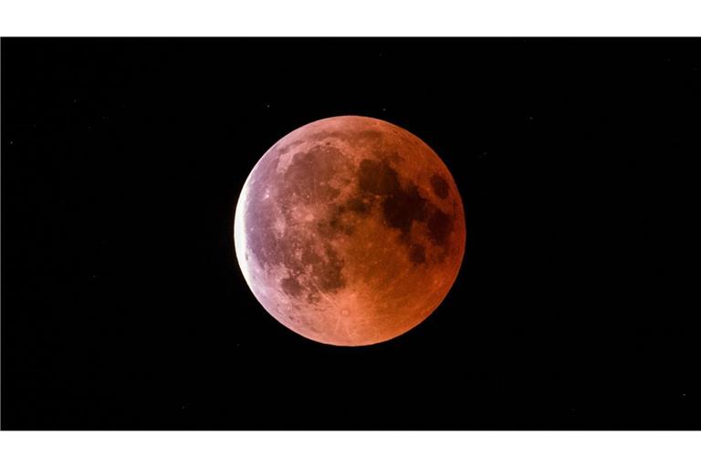 Eine totale Mondfinsternis ist bald zu sehen.