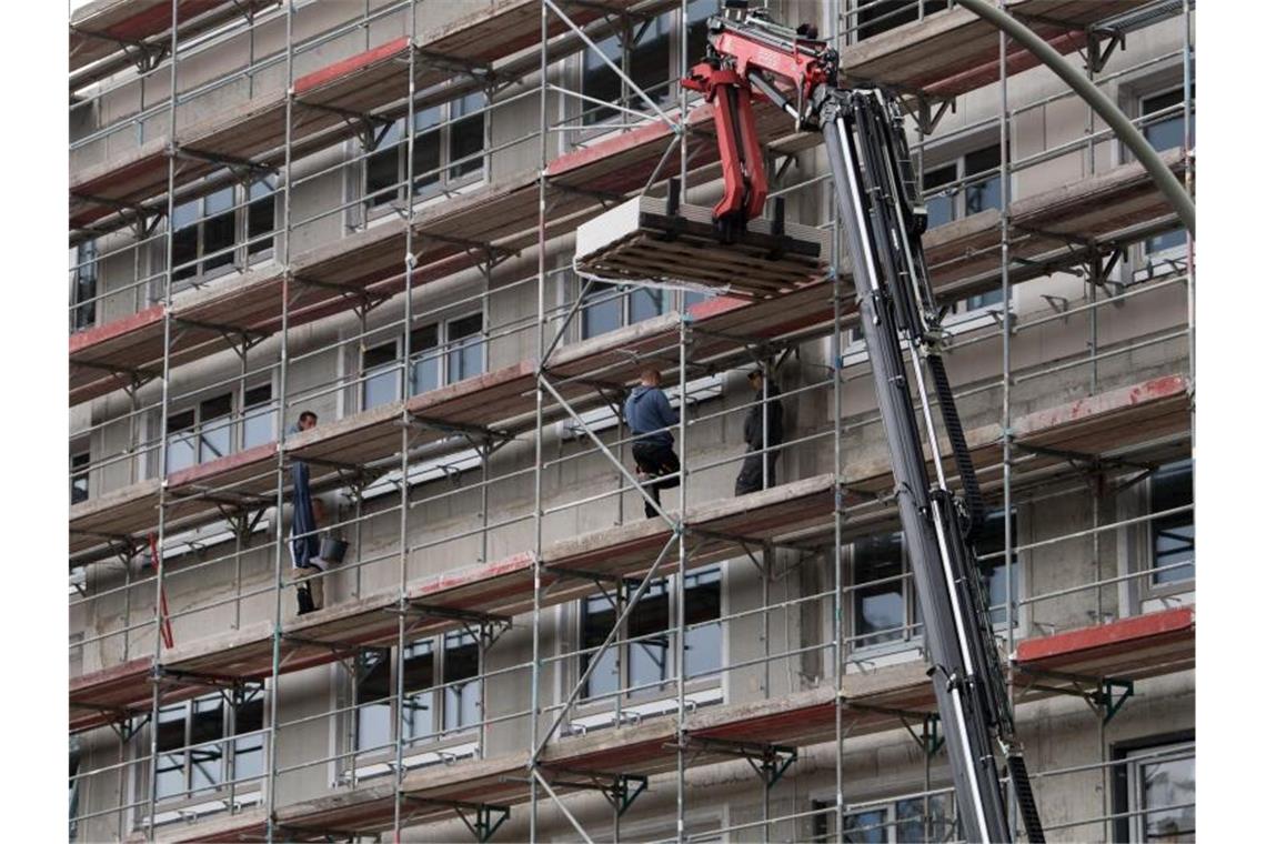 Eine Untersuchung ergab, dass in 138 der rund 400 Landkreise und kreisfreien Städte die Wohnungsmärkte angespannt sind. Foto: Bernd von Jutrczenka