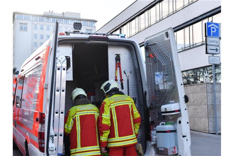 Eine verdächtiger Brief mit einer unbekannten Substanz musste untersucht werden, Teile des Thüringer Landtags wurden gesperrt. Foto: Martin Schutt/dpa-Zentralbild/dpa