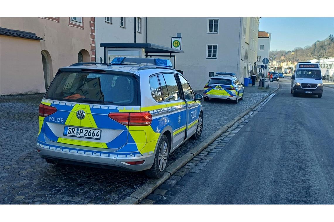 Einen konkreten Hinweis darauf, wo sich der Mann aufhalten könnte, hat die Polizei derzeit nicht. (Archivbild)