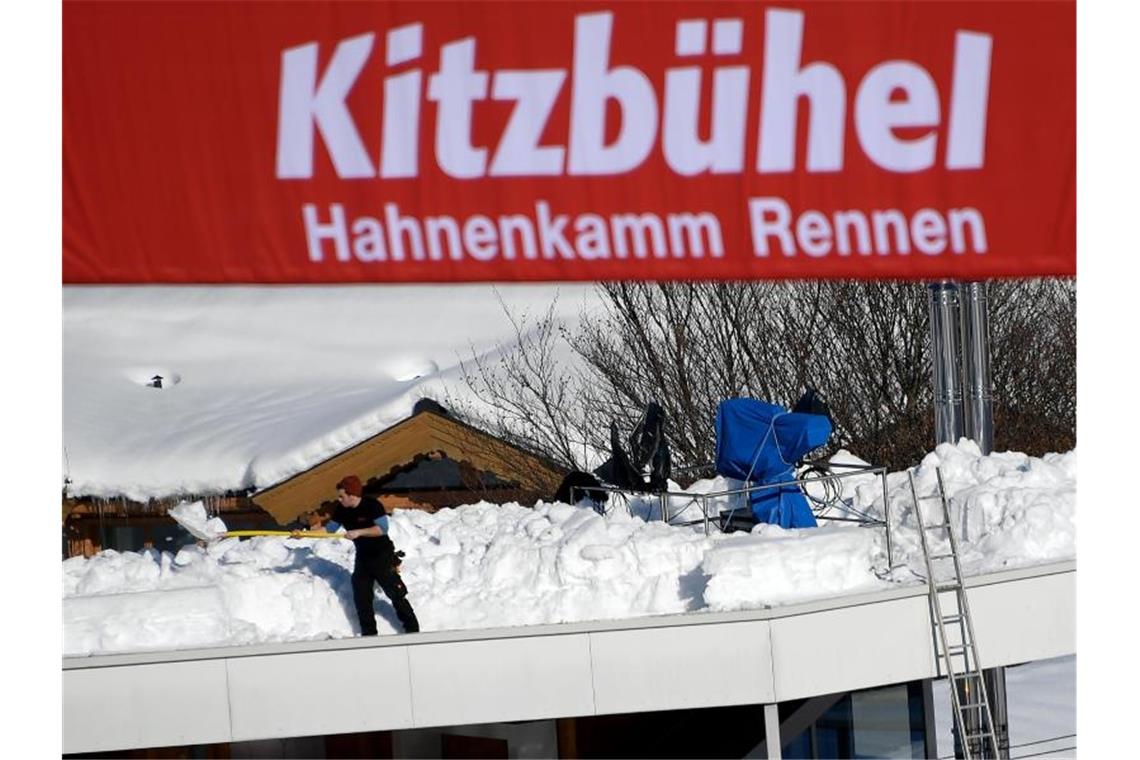 Das bringt der Wintersport am Freitag Einen Tag früher als erwartet jagen am Freitag die Skirennfahrer über die legendäre Streif in Kitzbühel. Foto: Hans Klaus Techt/APA