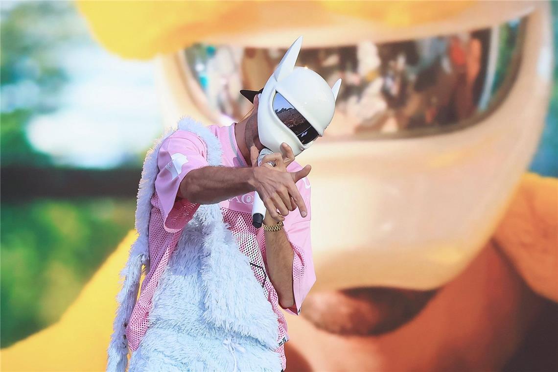 Einer von Cros Songs wird nach 11 Jahren nochmal zum Hit.