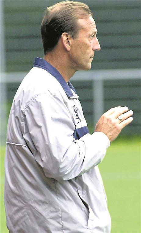 Stars gaben sich die Klinke in die Hand Einer von vielen Stars, die beim Desso DLW Cup zu Gast waren: Vizeweltmeister Johan Neeskens.