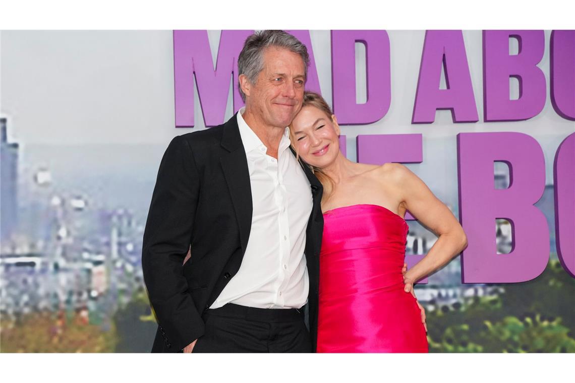 Heute lieber grantig statt romantisch: Hugh Grant wird 65 Eingespieltes Team: Hugh Grant und Renée Zellweger - hier bei der Premiere des Films "Bridget Jones: Mad About the Boy" (deutscher Titel: "Bridget Jones - Verrückt nach ihm") im Januar 2025 in London. (Archivbild)