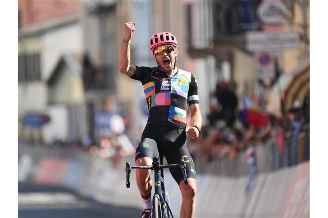 Einheimischer Tagessieger der 18. Giro-Etappe 2021: Alberto Bettiol. Foto: Gian Mattia D'alberto/LaPresse/AP/dpa