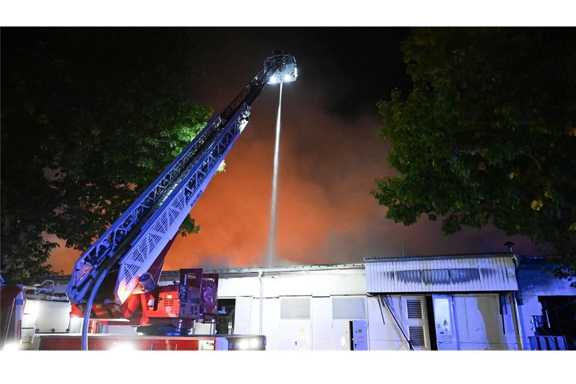 Brand in Freiburger Industriegebiet – mindestens 50 Millionen Euro Schaden