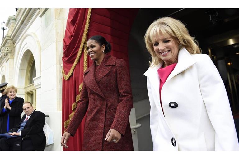Einst "Second Lady", heute ist sie die erste: Jill Biden (rechts) mit Michelle Obama, ihres Zeichens auch schon erste Frau im Staat.