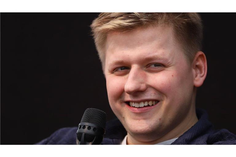 El Hotzo witzelt wieder auf X und Co. Das schmeckt nicht allen. (Archivbild)