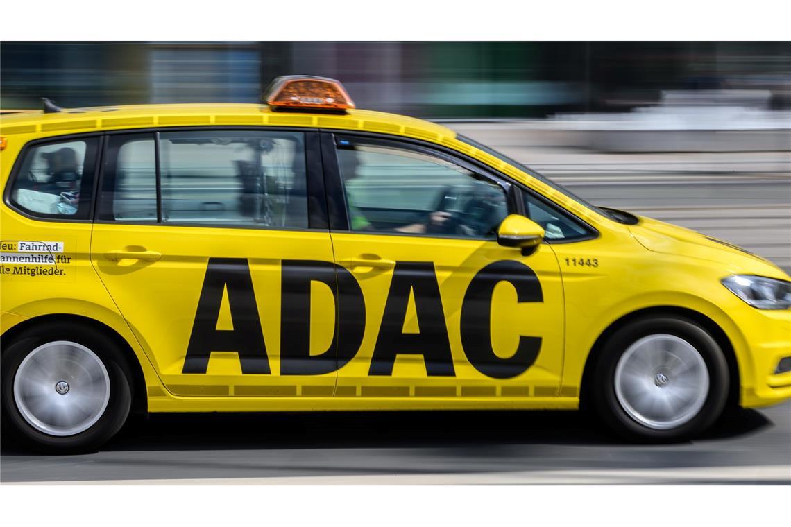 ADAC: E-Autos haben viel seltener Pannen als Verbrenner Elektroautos brauchten 2024 sehr viel seltener Hilfe von den Pannenhelfern des ADAC. (Archivbild)