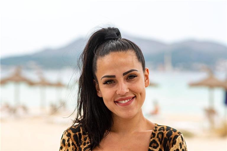 Elena Miras ist die Single-Lady in der 4. Staffel von "Make Love, Fake Love"