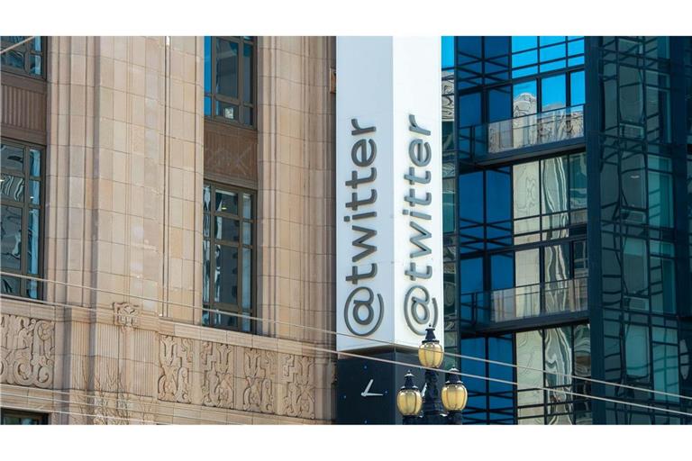 Elon Musk ließ bei X alle Spuren des vorherigen Namens Twitter entfernen. (Archivbild)