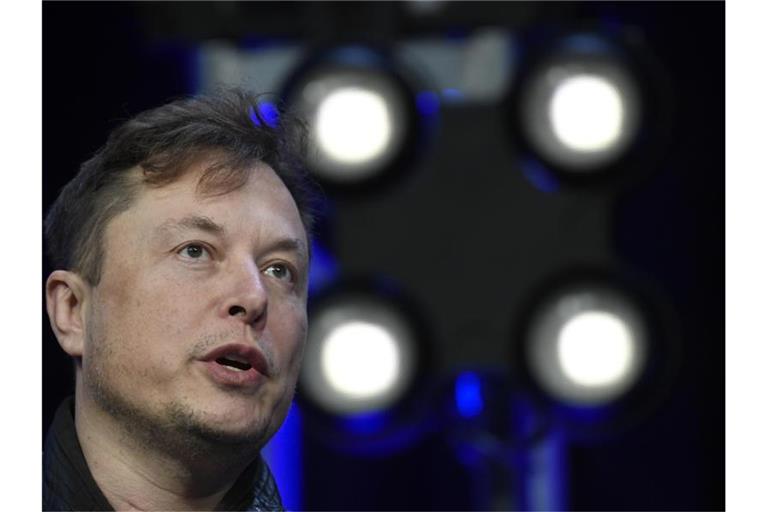 Elon Musk spricht auf einer Konferenz in Washington DC. Foto: Susan Walsh/AP/dpa