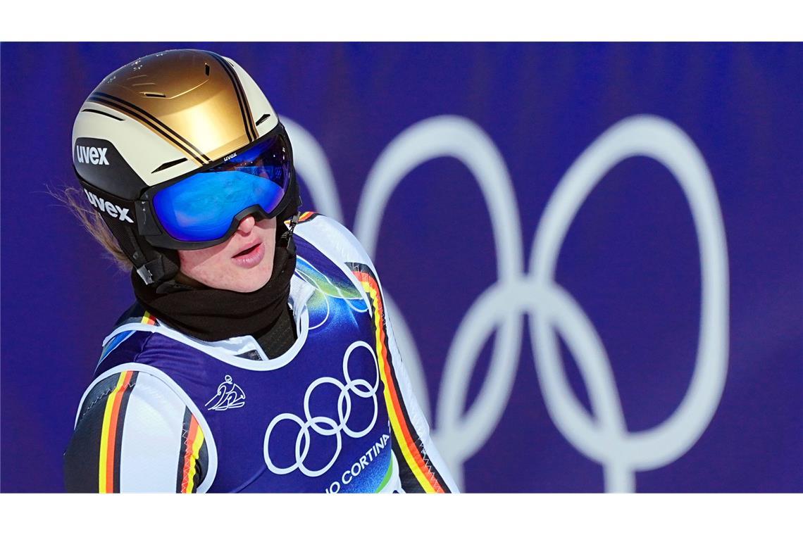 Emma Aicher holte die erste Medaille für das deutsche Team in Cortina – die Skirennläuferin holte Silber in der Abfahrt.