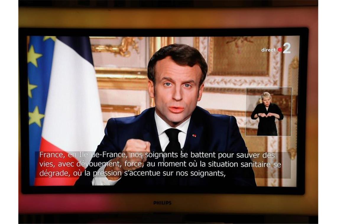 Emmanuel Macron, Präsident von Frankreich, während einer Ansprache (Archiv). Foto: Ludovic Marin/AFP/dpa