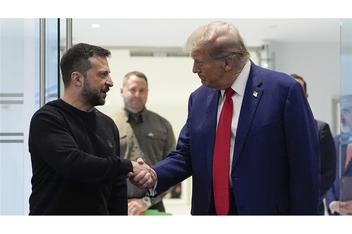 Trump schließt Treffen mit Selenskyj nicht aus Ende Februar war es bei einem Gespräch von Trump und Selenskyj zu einem offenen Eklat gekommen. (Archivbild)
