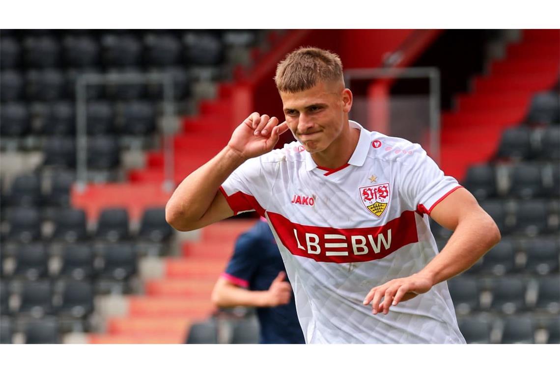 Enis Redzepi vom VfB Stuttgart hat einen Lauf - und nun auch einen neuen Vertrag.