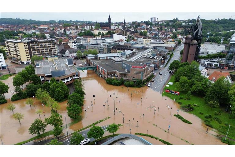 Enorme Regenmengen haben im Saarland Überflutungen, Erdrutsche und voraussichtlich hohe Schäden verursacht.
