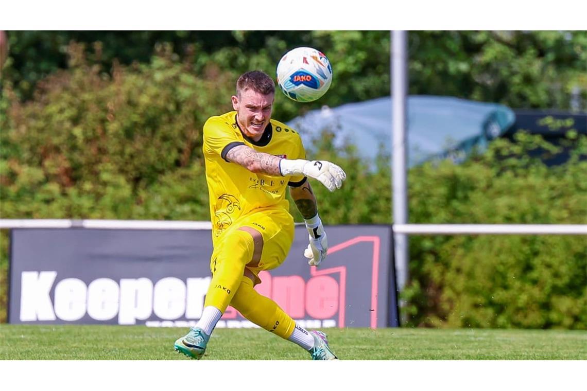 Enrico Caruso hat am vergangenen Freitag geheiratet und fehlte deshalb im Spiel in Oberensingen. Am Samstag gegen den TSV Berg steht der Fellbacher Keeper wieder zwischen den Pfosten.