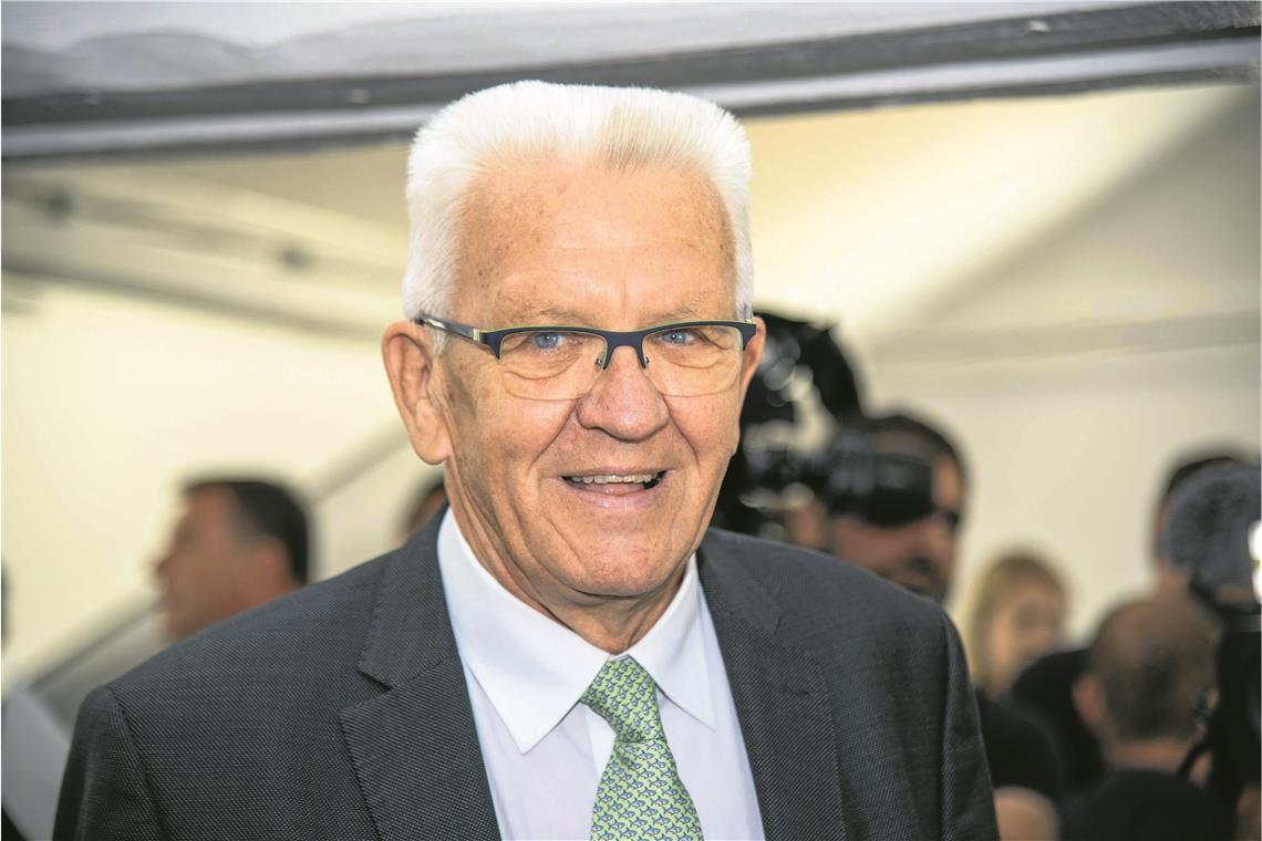 Entscheidung gefallen: Ministerpräsident Winfried Kretschmann kandidiert auch bei der kommenden Landtagswahl für die Grünen. Fotos: Imago/BKZ-Archiv (2)