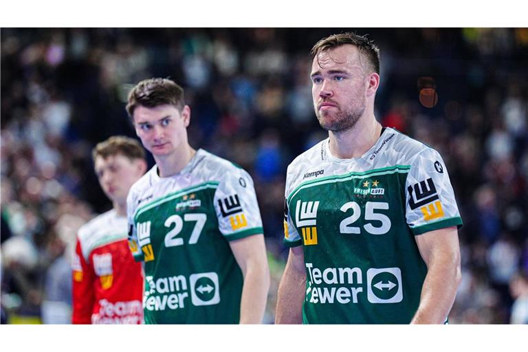 Enttäuschtes Schweden-Duo im Frisch-Auf-Dress nach der Niederlage in Kiel: Oskar Sunnefeldt, Ludvig Jurmala (re.).