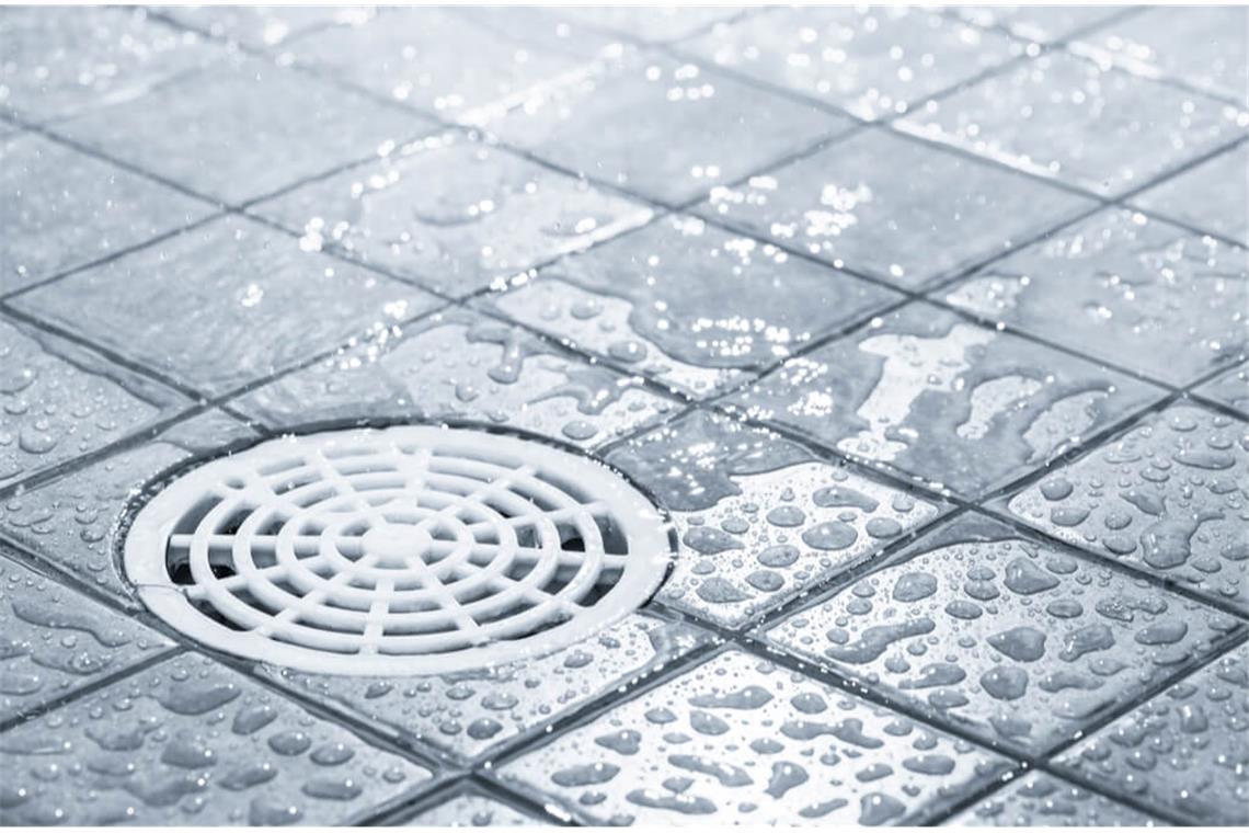 Erfahren Sie, wie Sie üble Gerüche aus dem Abfluss mit einfachen Hausmitteln beseitigen und effektiv vorbeugen können.