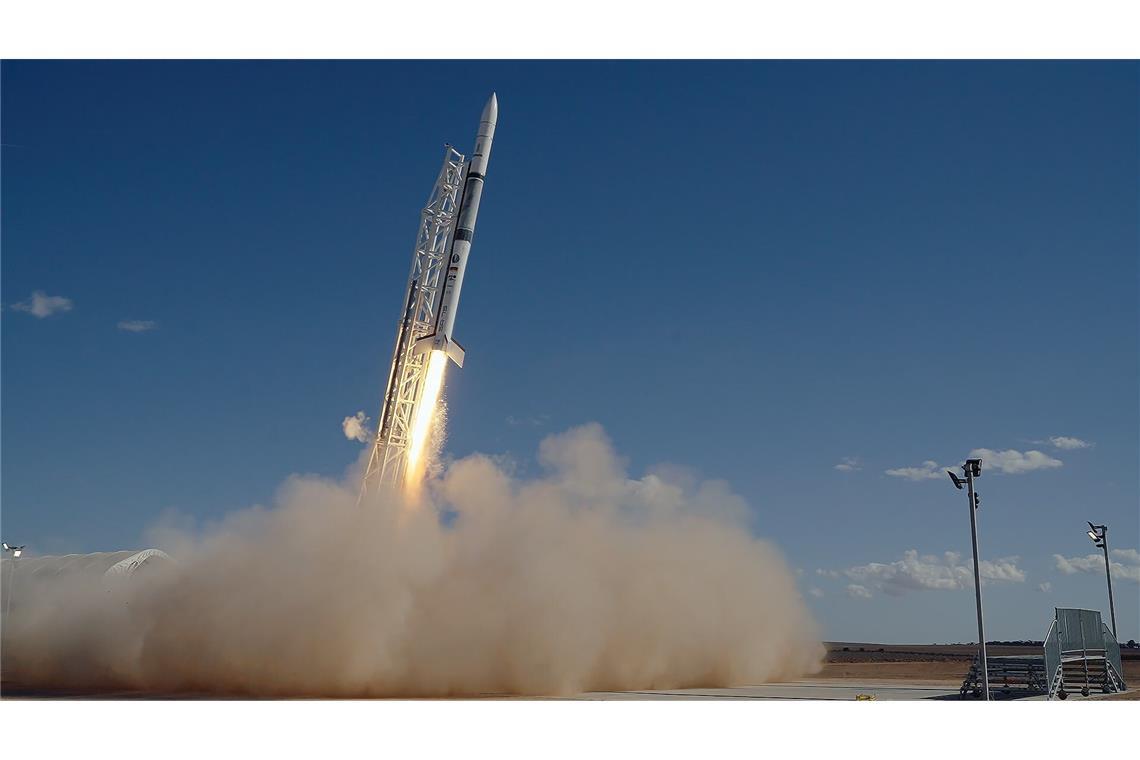 Mit Kerzenwachs in den Weltraum Erfolgreicher Start der ersten Hy-Impulse-Rakete