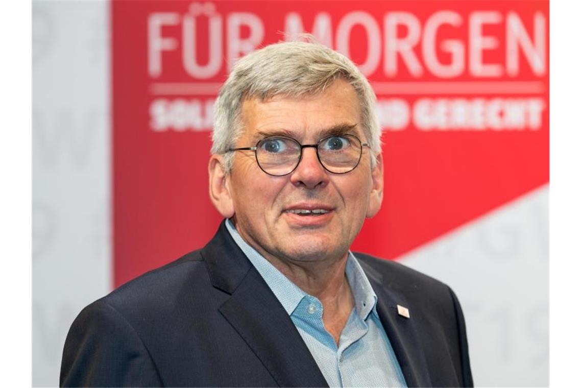 Erhebt schwere Vorwürfe an die Adresse von Industriekonzernen: IG-Metall-Vorsitzender Jörg Hofmann. Foto: Daniel Karmann/dpa