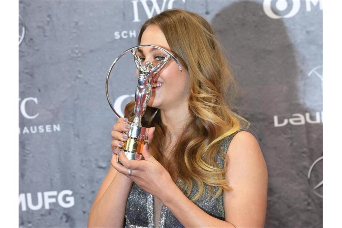Nächste Ehrung: Nowitzki erhält Lebenswerk-Laureus Erhielt den Laureus für das „Comeback of the Year“: Rennfahrerin Sophia Flörsch. Foto: Jörg Carstensen/dpa