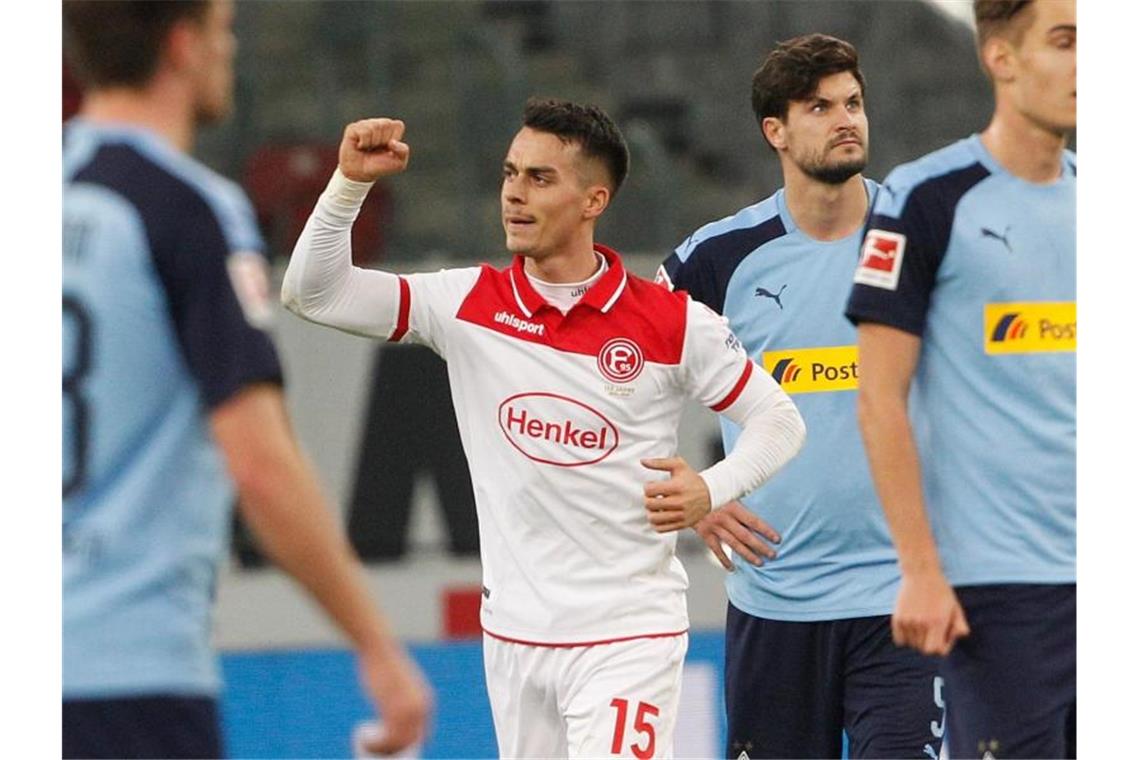 Thommy dürfte für Fortuna gegen VfB spielen Erik Thommy dürfte im Falle einer Relegation für seinen Leih-Verein gegen seinen Stamm-Club spielen. Foto: Roland Weihrauch/dpa/Archivbild