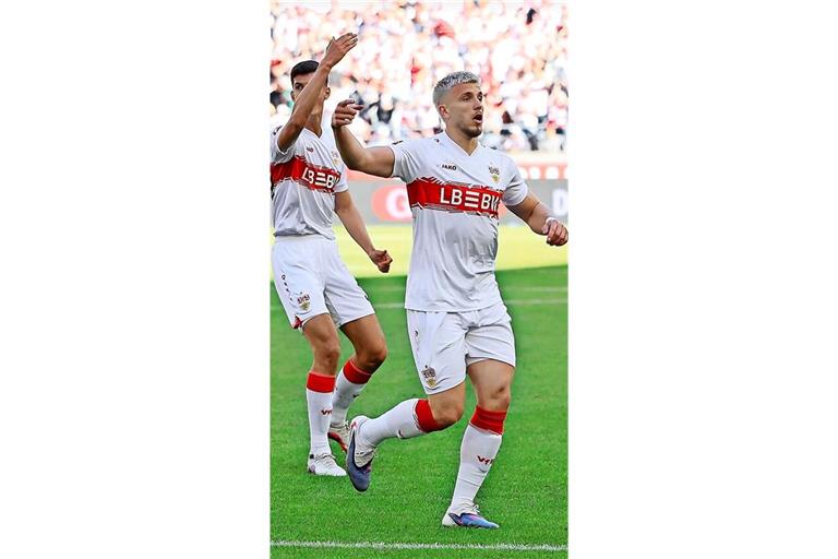 Ermedin Demirovic (re.) hat gegen Werder den wichtigen Treffer zum 1:1 erzielt.