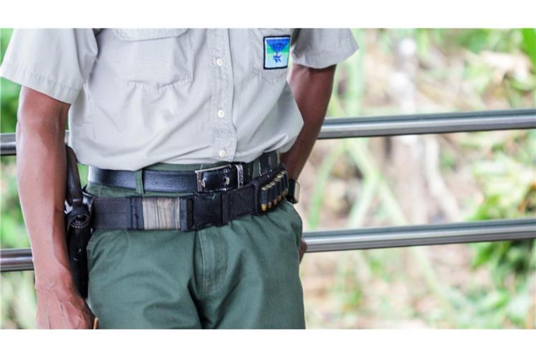 Ermittler fanden auf dem Grundstück des deutschen Paares zwei Leichen (Symbolbild).