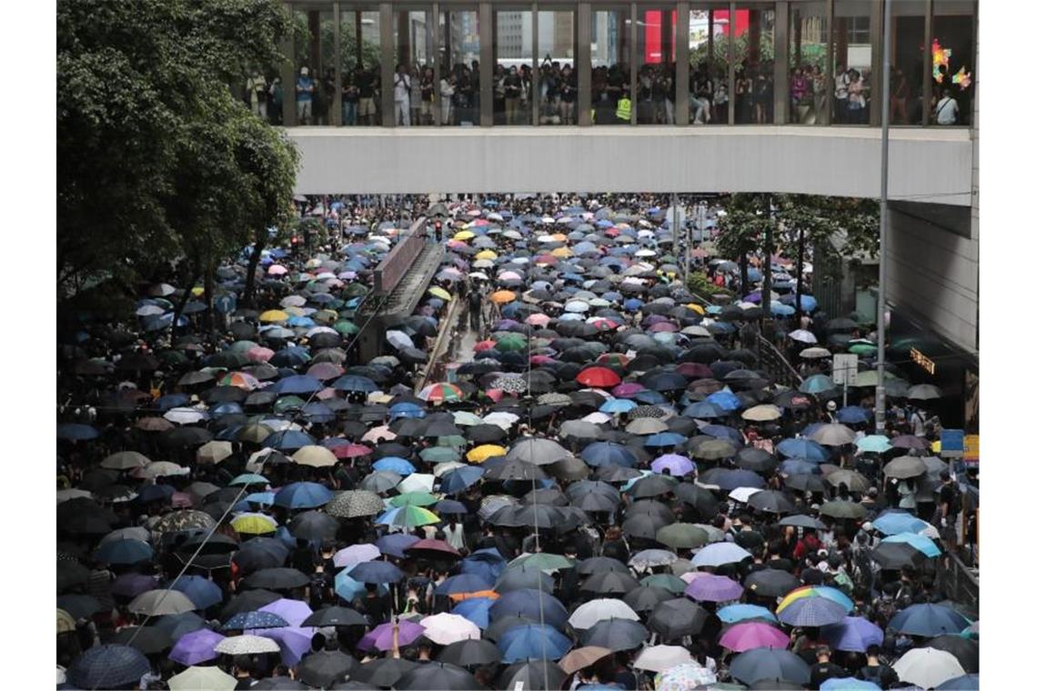 Schwere Zusammenstöße bei Protesten in Hongkong