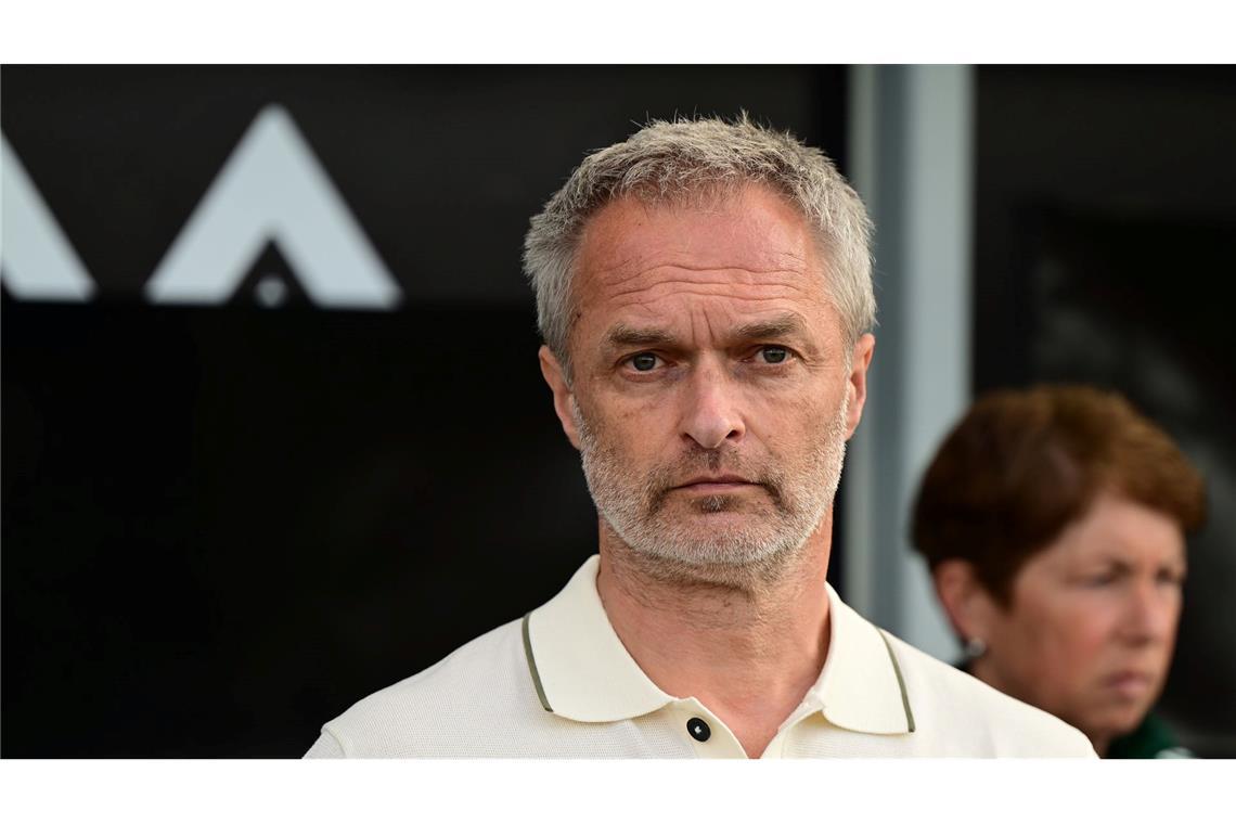 Ernüchtert: Bundestrainer Christian Wück und Assistentin Maren Meinert.