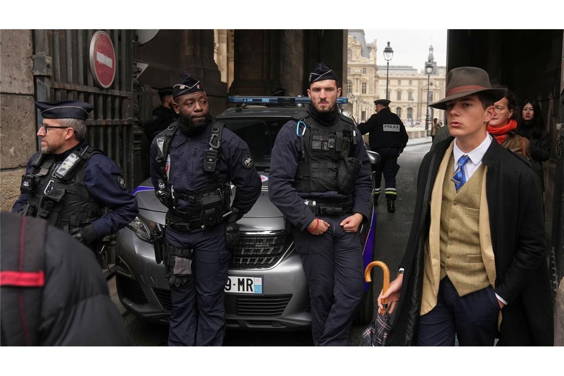 Erregt fast so viel Aufsehen wie der Juwelenraub: eleganter Schüler am Louvre. (Archivbild)