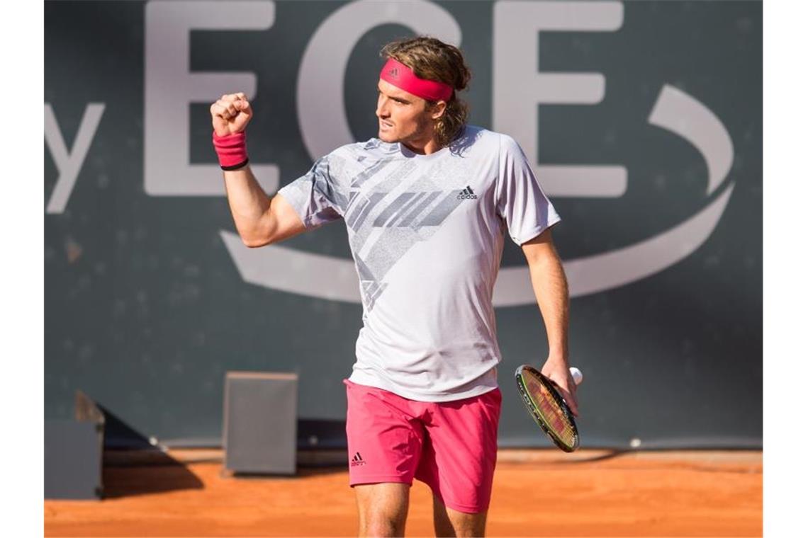Tsitsipas in Hamburg weiter - Deutsche nicht mehr dabei Erreichte in Hamburg das Viertelfinale: Stefanos Tsitsipas. Foto: Daniel Bockwoldt/dpa