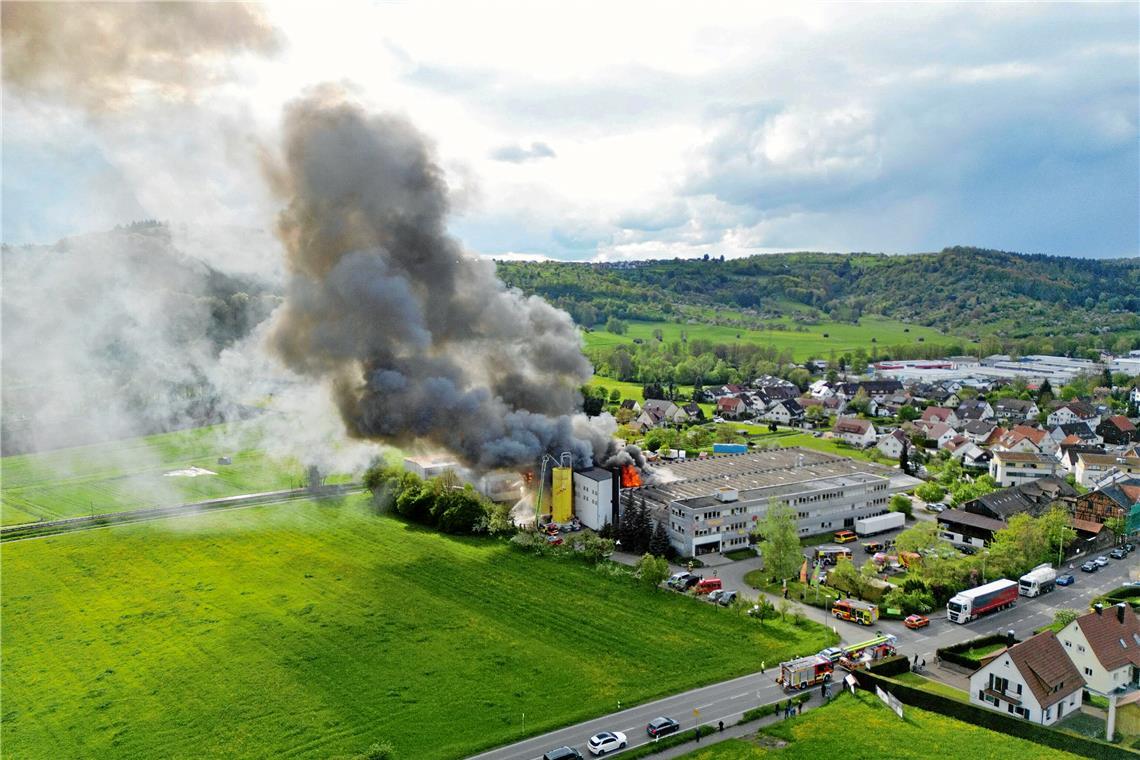 Großbrand bei Schorndorfer Spielwarenhersteller Dusyma