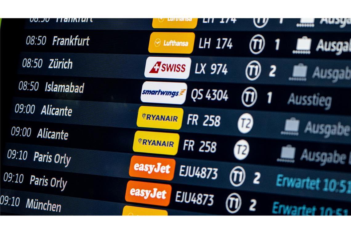 Erst setzte man die Geflüchteten auf Linienflüge via Istanbul. Inzwischen werden jedoch auch Chartermaschinen eingesetzt. (Symbolbild)