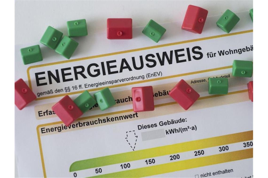 Mehr Kindergeld und höhere Renten: Was sich zum Juli ändert Erste Energieausweise für Gebäude, die nicht zum Wohnen genutzt werden, sind zum Juli ausgelaufen. Foto: Christophe Gateau